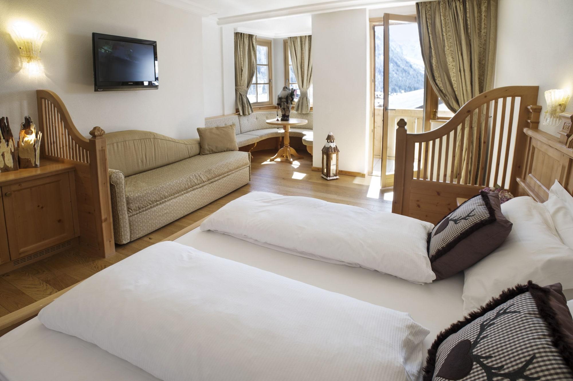 Sporthotel Romantic Plaza Madonna di Campiglio Exterior photo