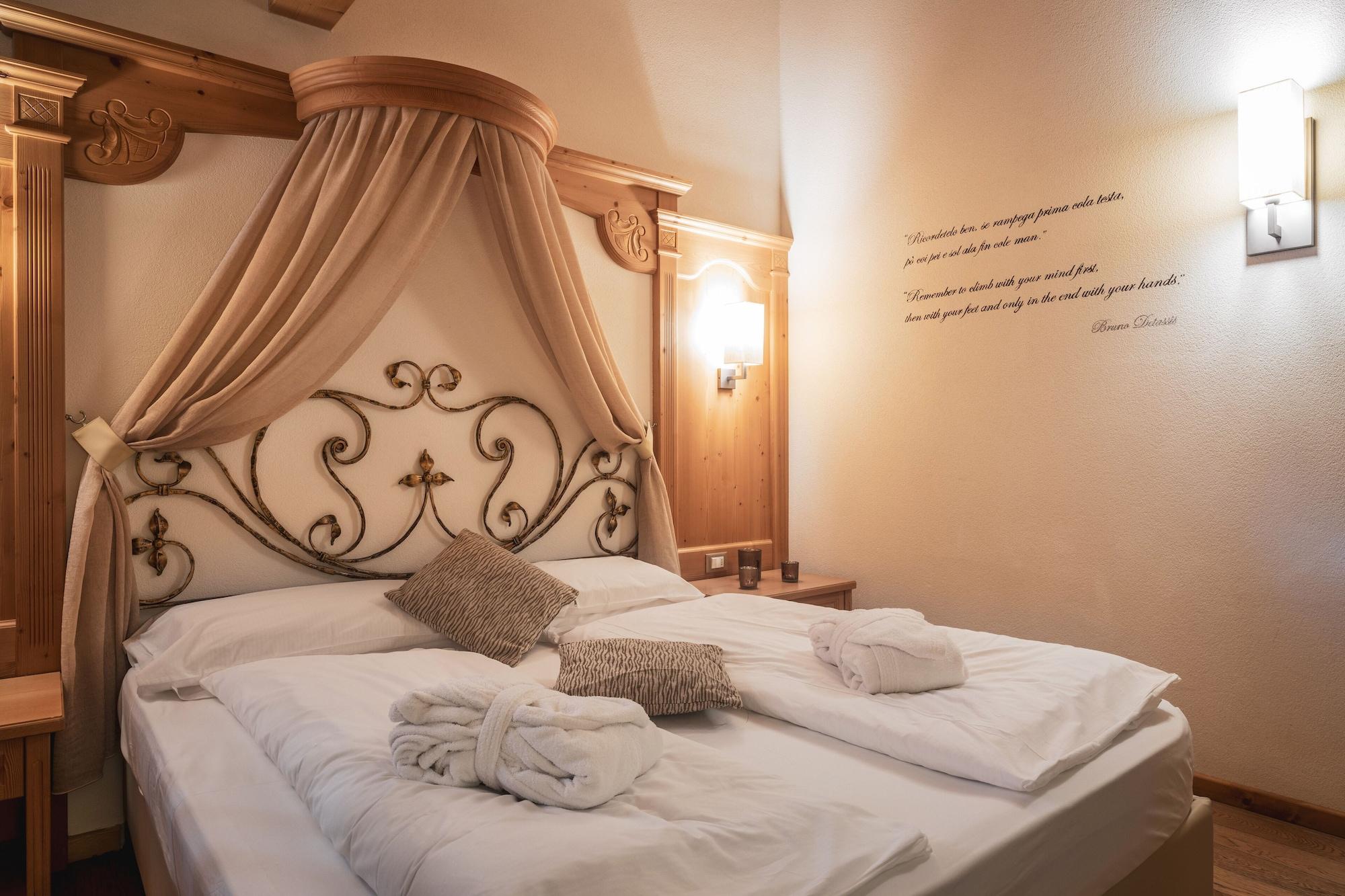 Sporthotel Romantic Plaza Madonna di Campiglio Exterior photo