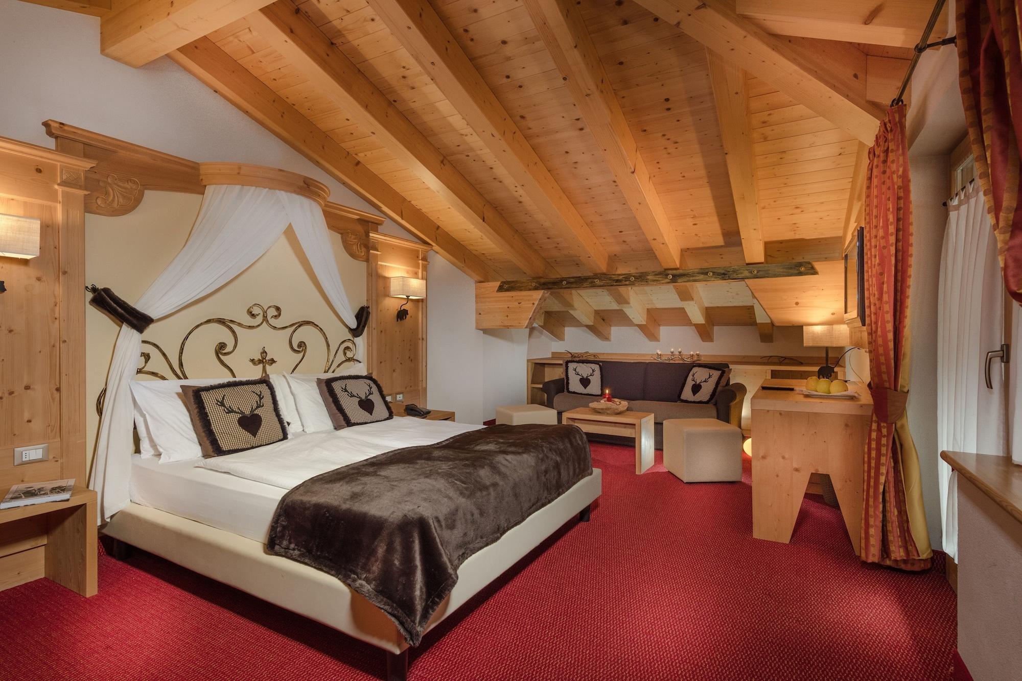 Sporthotel Romantic Plaza Madonna di Campiglio Exterior photo