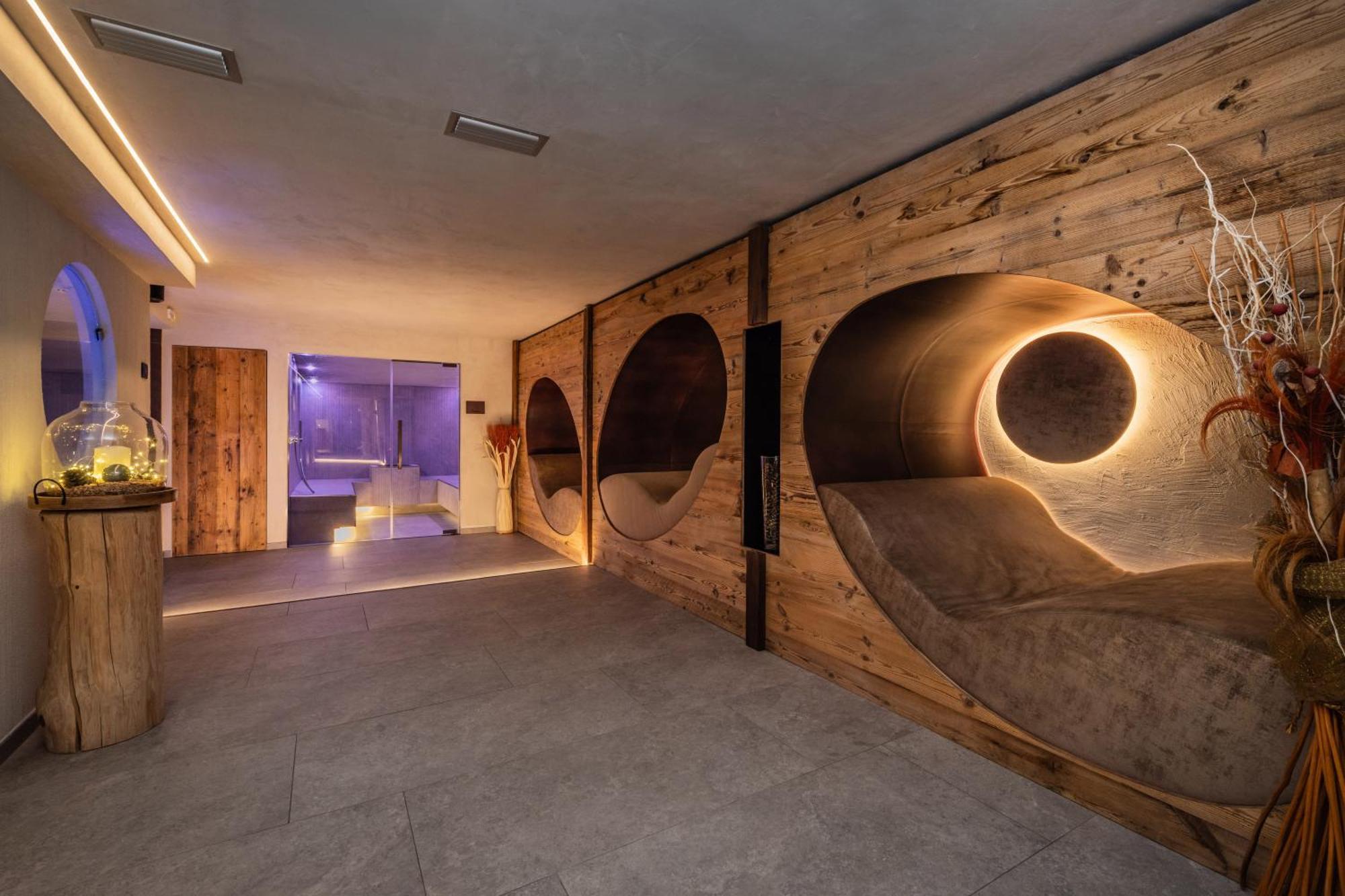 Sporthotel Romantic Plaza Madonna di Campiglio Exterior photo